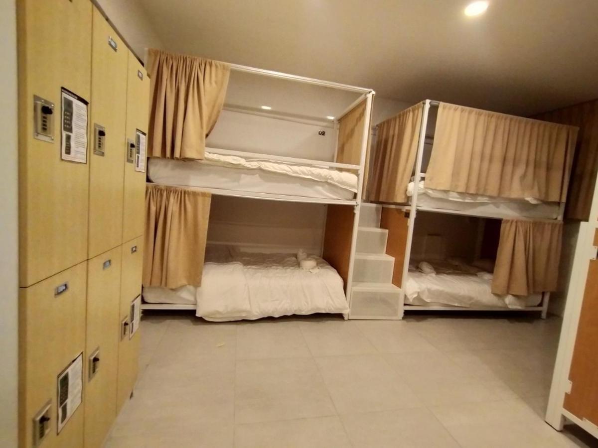 Breeze Hostel Джомтьен Экстерьер фото