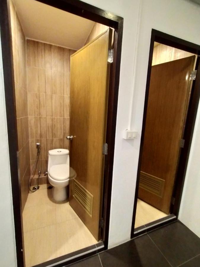 Breeze Hostel Джомтьен Экстерьер фото